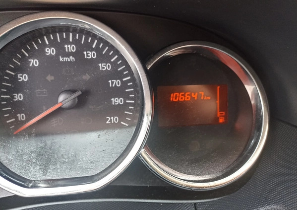 Dacia Duster cena 35500 przebieg: 102000, rok produkcji 2016 z Stronie Śląskie małe 154